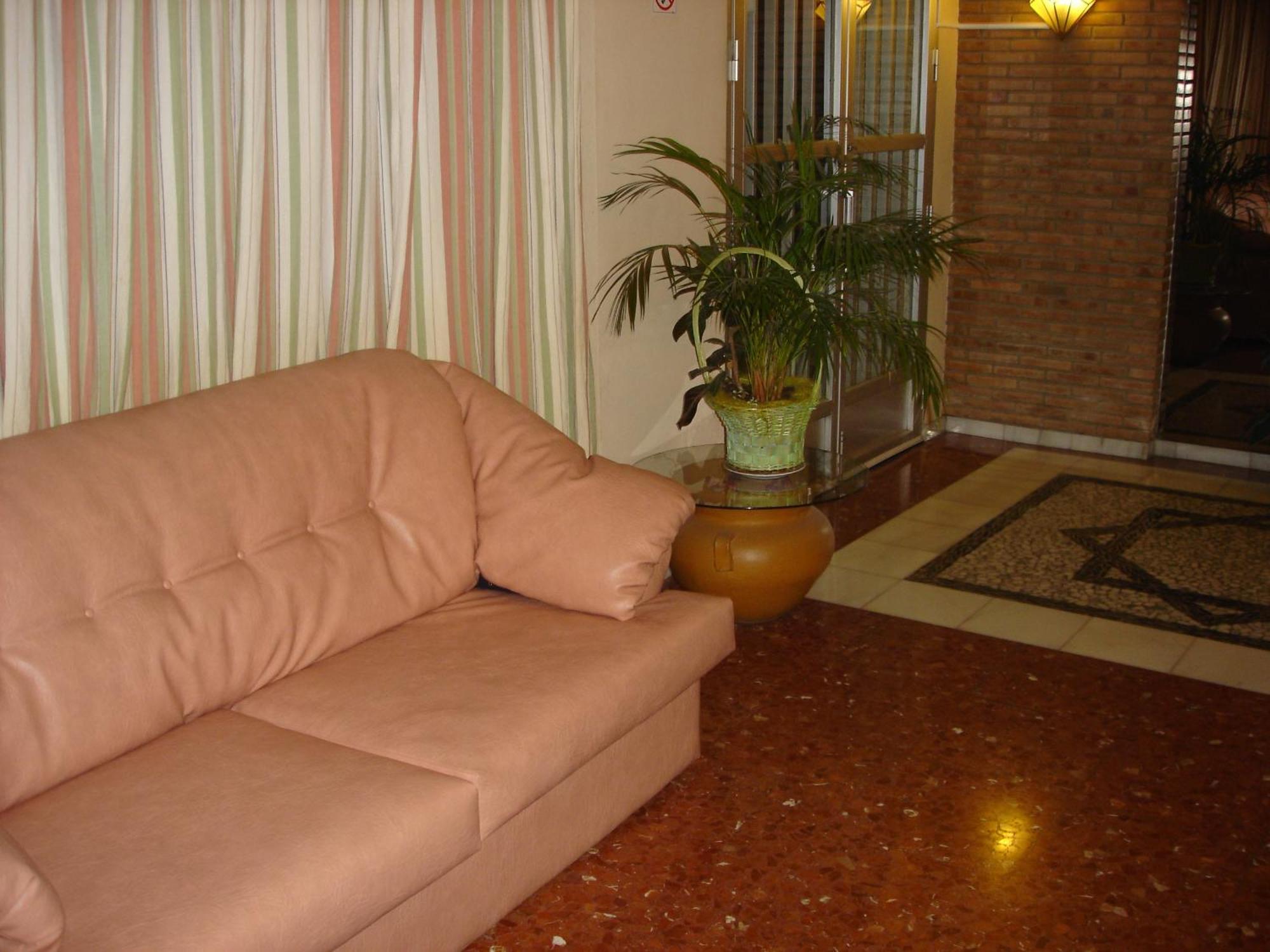 Hotel Vista Nevada Darro Bagian luar foto