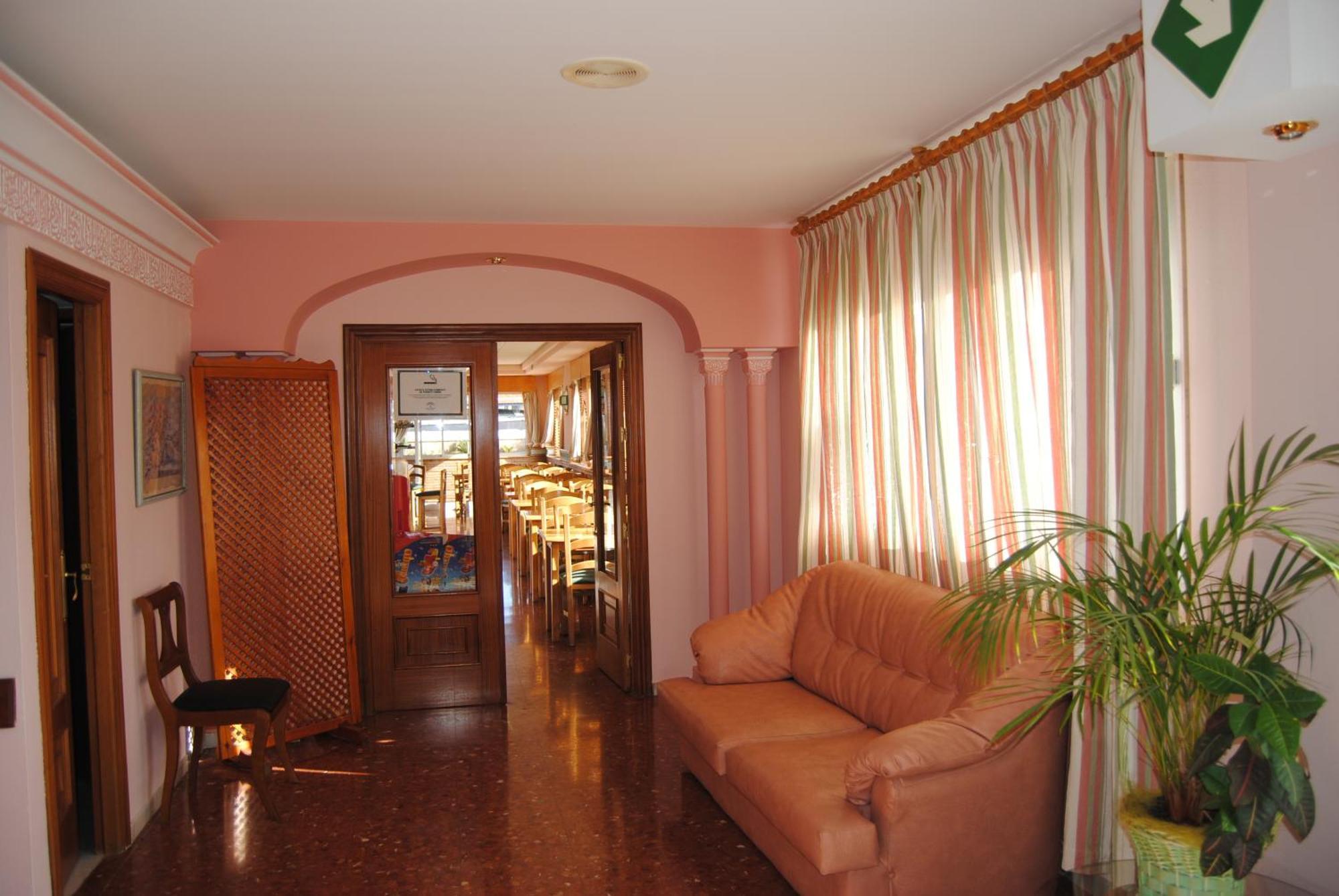 Hotel Vista Nevada Darro Bagian luar foto