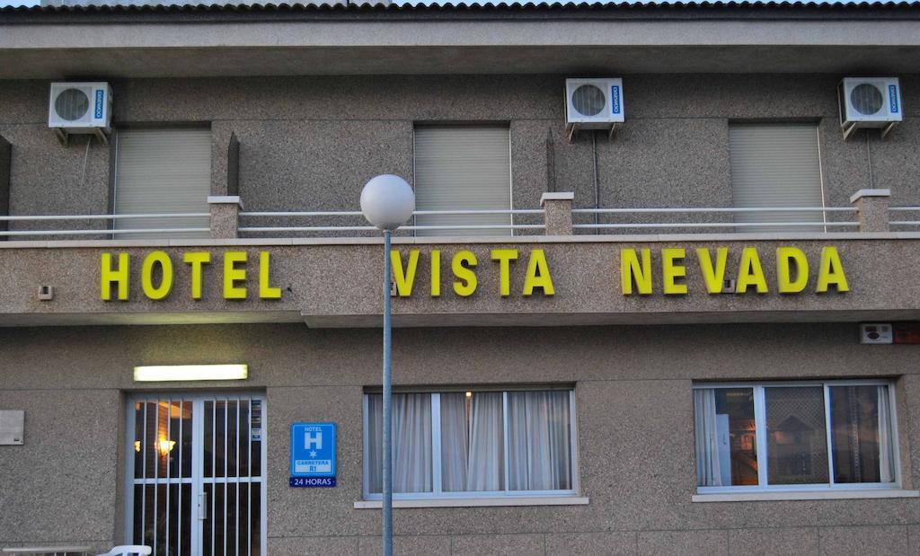 Hotel Vista Nevada Darro Bagian luar foto
