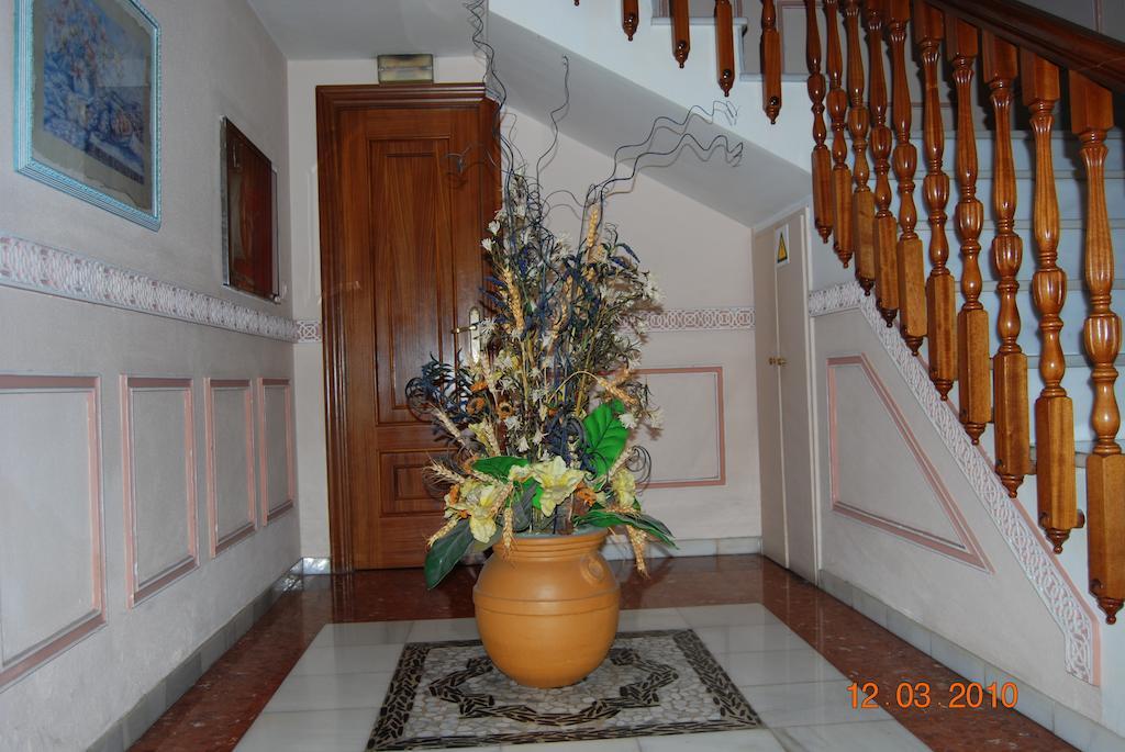 Hotel Vista Nevada Darro Bagian luar foto